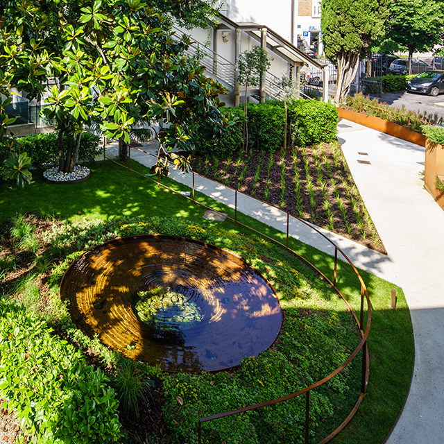 IrisAcqua \ Corten Garden